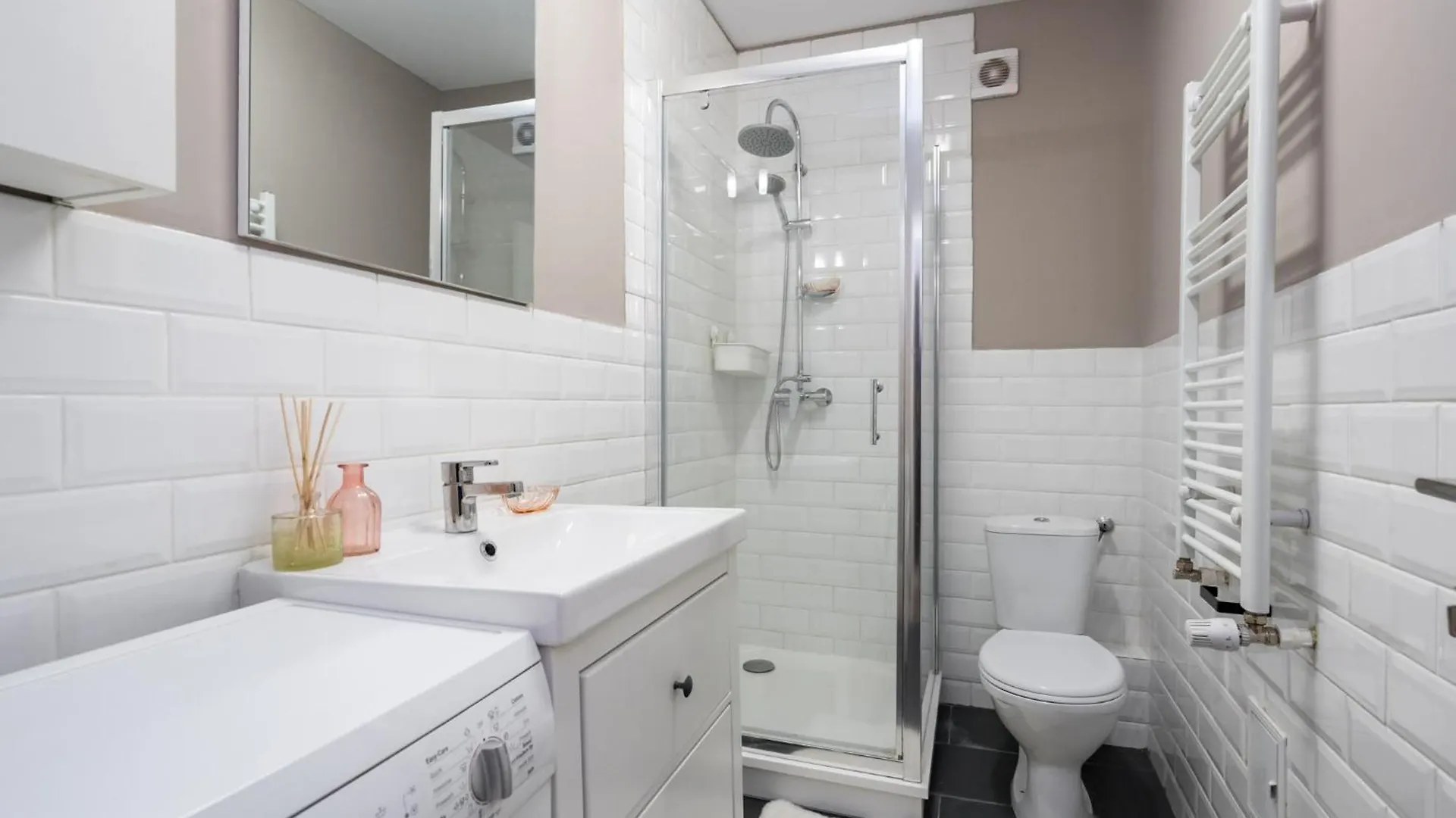 Blush Central Studio Bucarest